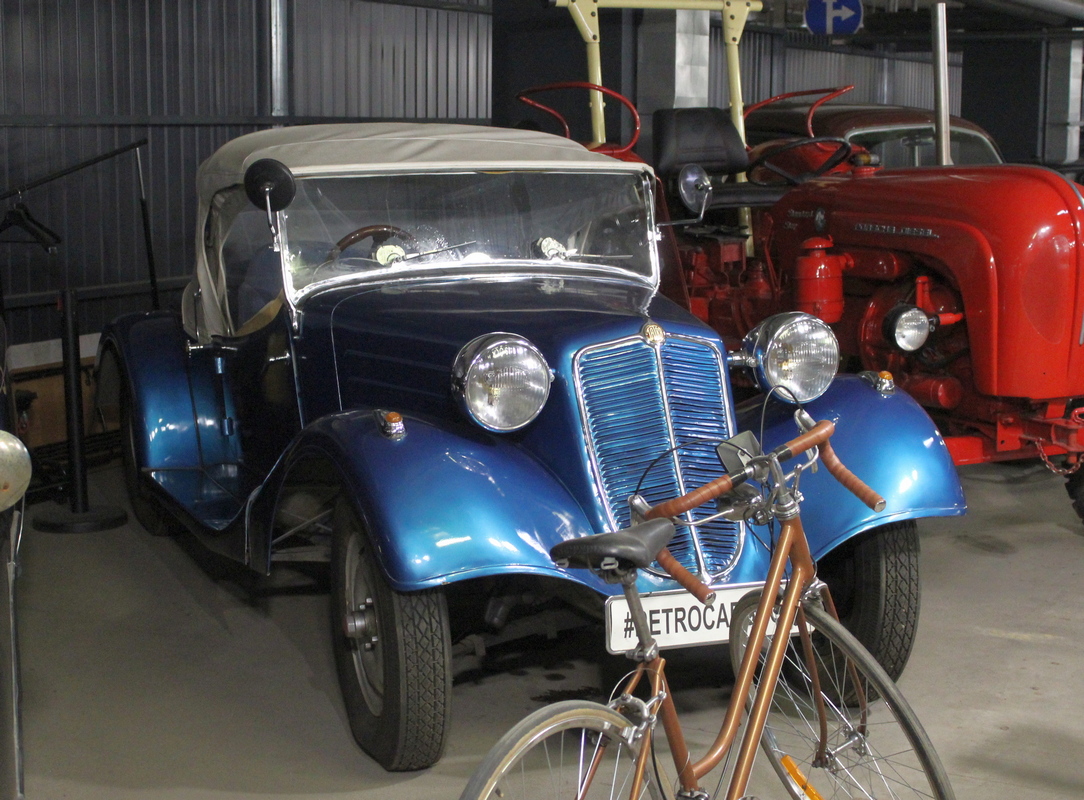 Санкт-Петербург, № (78) Б/Н 0140 — Tatra T57A '35-38; Санкт-Петербург — Retro Car Show