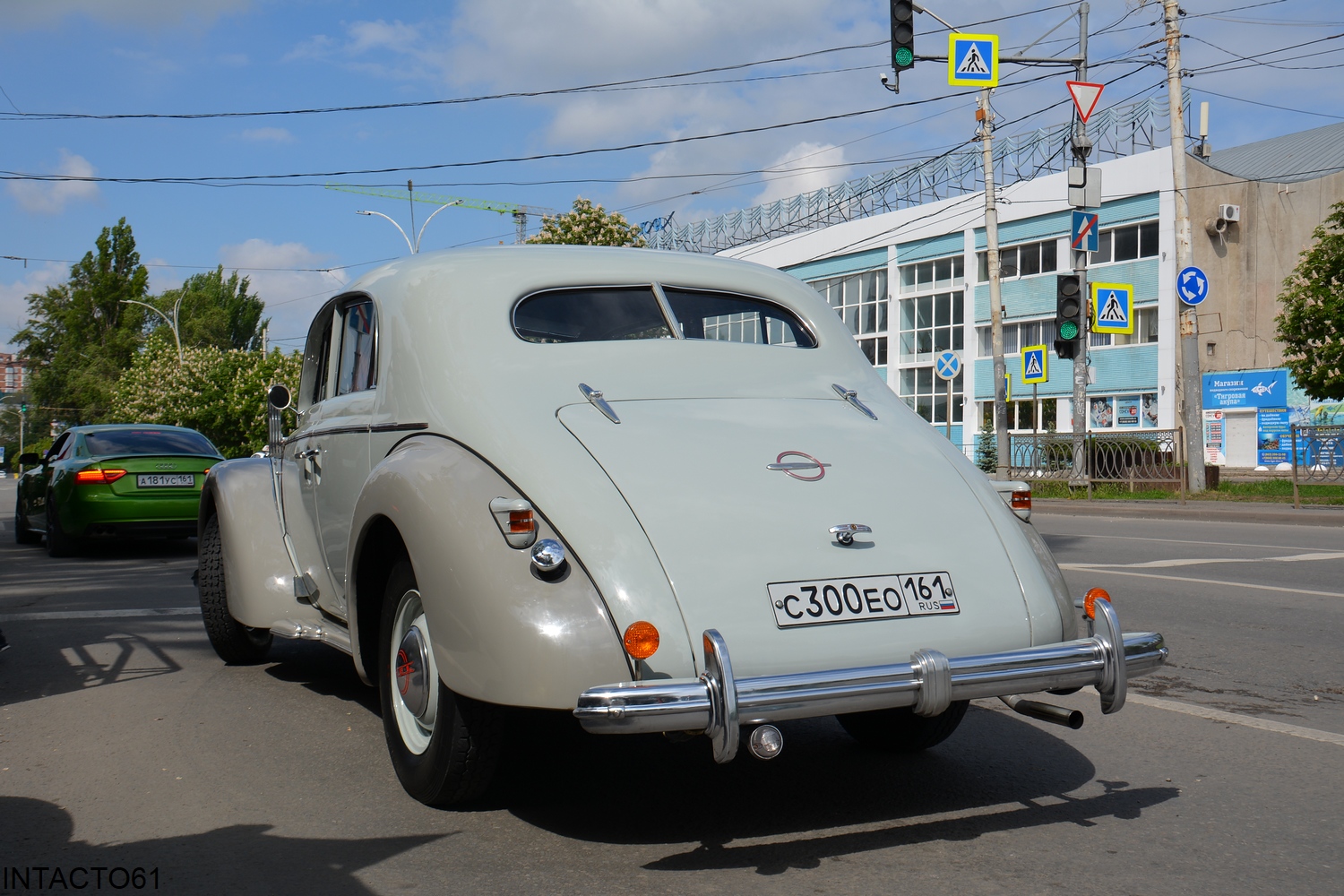 Ростовская область, № С 300 ЕО 161 — Opel Admiral '37-39; Ростовская область — 9 Мая Ростов-на-Дону 2025 г.