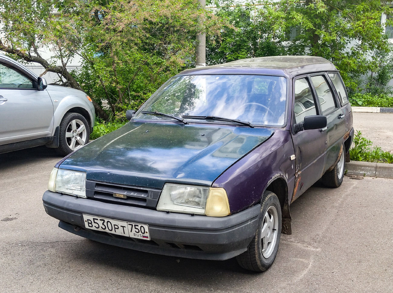 Московская область, № В 530 РТ 750 — Иж-21261-030 '04-05