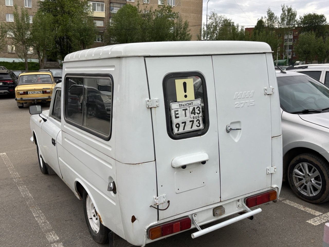 Удмуртия, № ЕТ 9773 43 — Иж-27156 '88-01