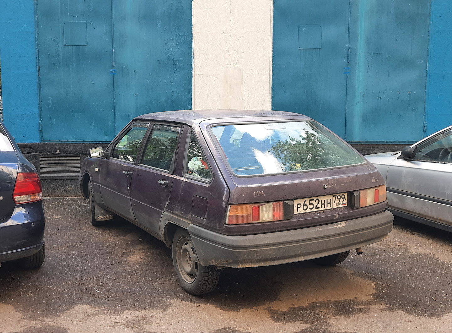 Москва, № Р 652 НН 799 — Иж-2126-030 '98-05