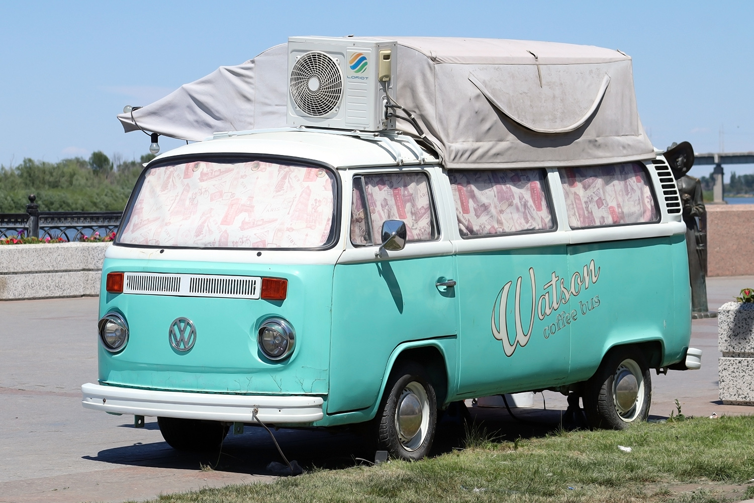 Астраханская область, № У 453 АА 98 — Volkswagen Typ 2 (T2) '67-13