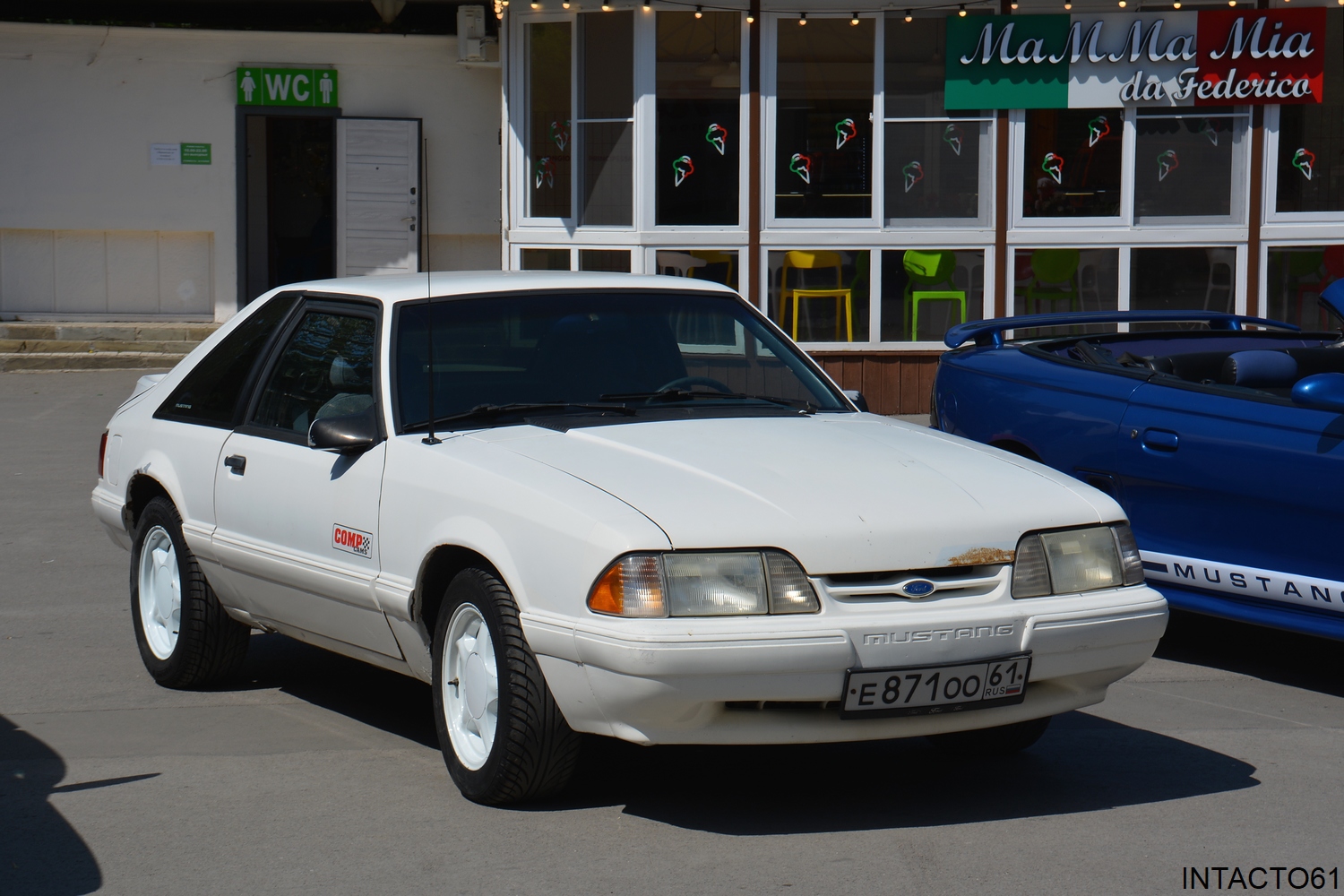 Ростовская область, № Е 871 ОО 61 — Ford Mustang (3G) '79-93; Ростовская область — Retro Motor Show_2025_Май