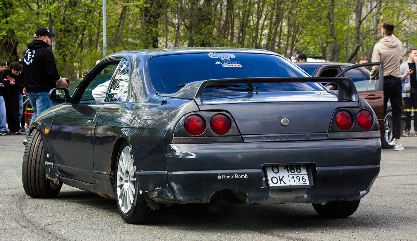 Свердловская область, № О 188 ОК 196 — Nissan Skyline (R33) '93-98
