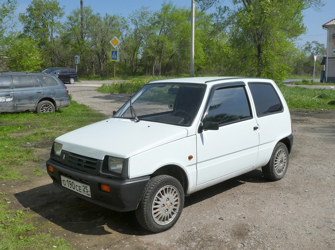 Приморский край, № О 190 СЕ 25 — ВАЗ-11113 (ЗМА) '96-06