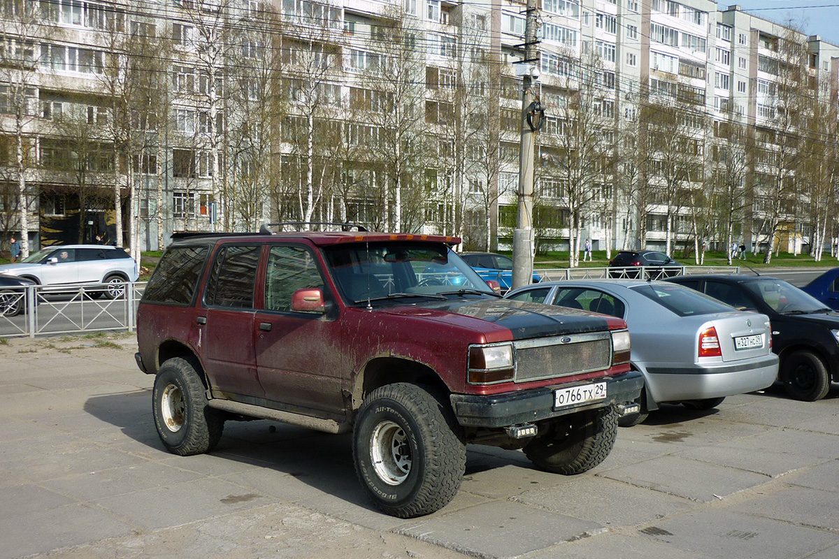Архангельская область, № О 766 ТХ 29 — Ford Explorer (1G) '90-94