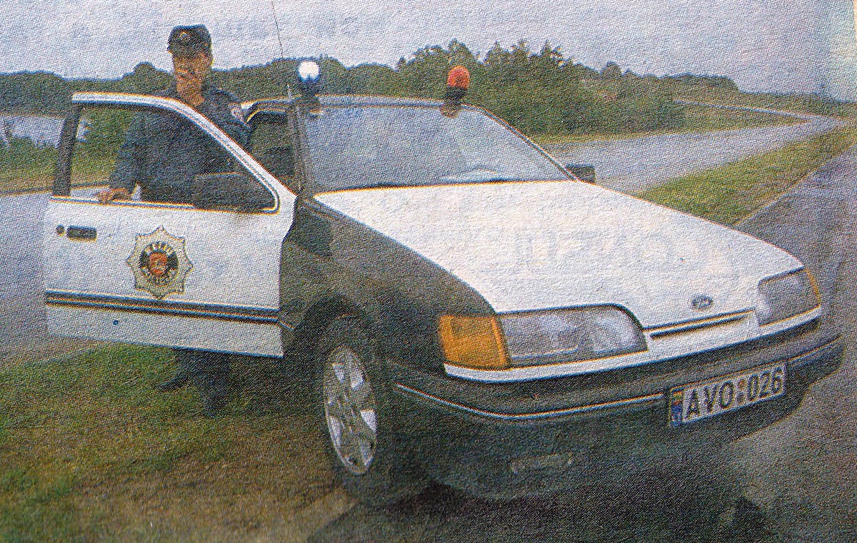 Литва, № AVO 026 — Ford Scorpio (1G) '85-94; Исторические фотографии (до 2000 года) (Литва)