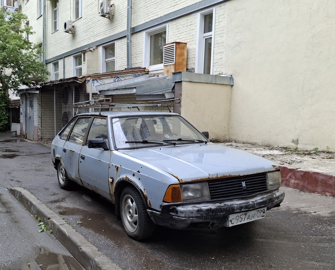 Москва, № С 957 АН 799 — Москвич-214122 '94-98