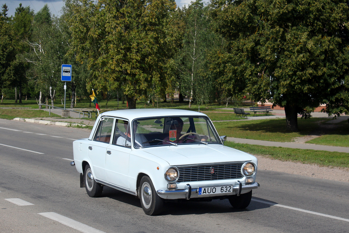 Литва, № AUO 632 — ВАЗ-2101 Жигули '70-83; Литва — Nesenstanti klasika 2024
