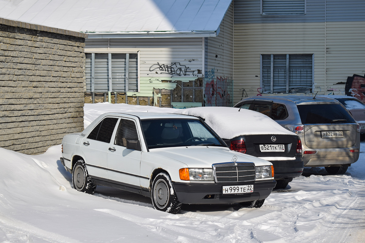 Алтайский край, № Н 999 ТЕ 22 — Mercedes-Benz 190 (W201) '82-93