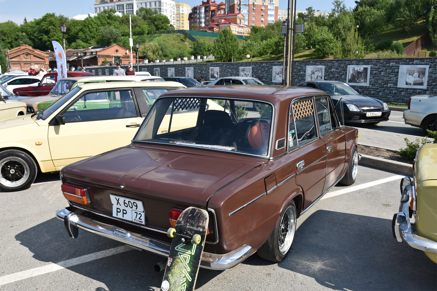 Тюменская область, № Х 609 РР 72 — ВАЗ-2103 Жигули '72-84; Тюменская область — Фестиваль "ФанКульт Привет"-2025