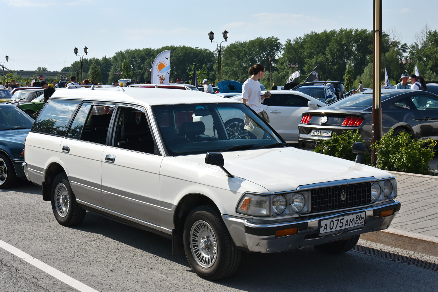 Тюменская область, № А 075 АМ 86 — Toyota Crown (S130) '87-91; Тюменская область — Фестиваль "ФанКульт Привет"-2025