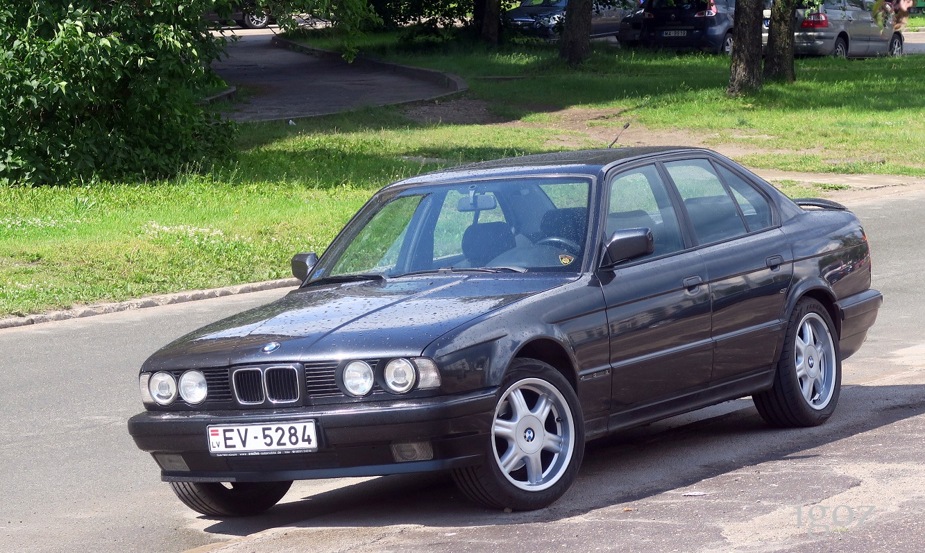 Латвия, № EV-5284 — BMW 5 Series (E34) '87-96