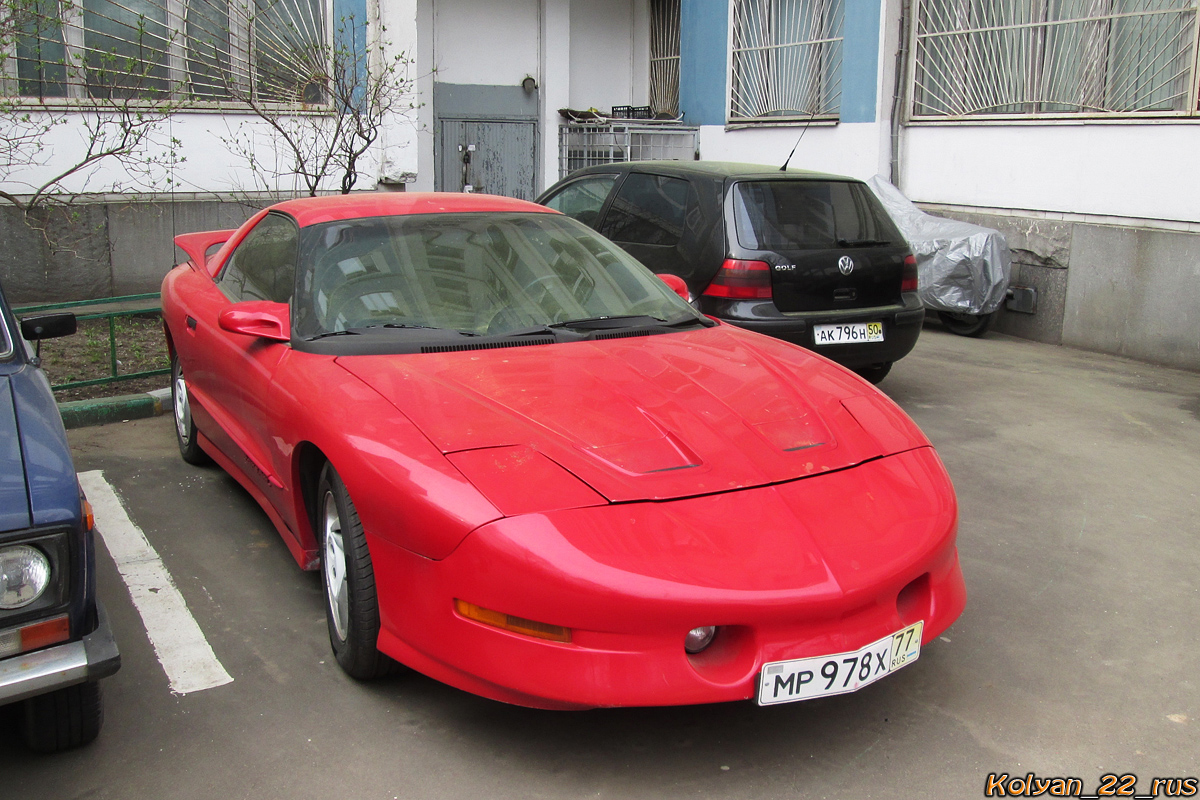 Москва, № МР 978 Х 77 — Pontiac Firebird (4G) '93-97
