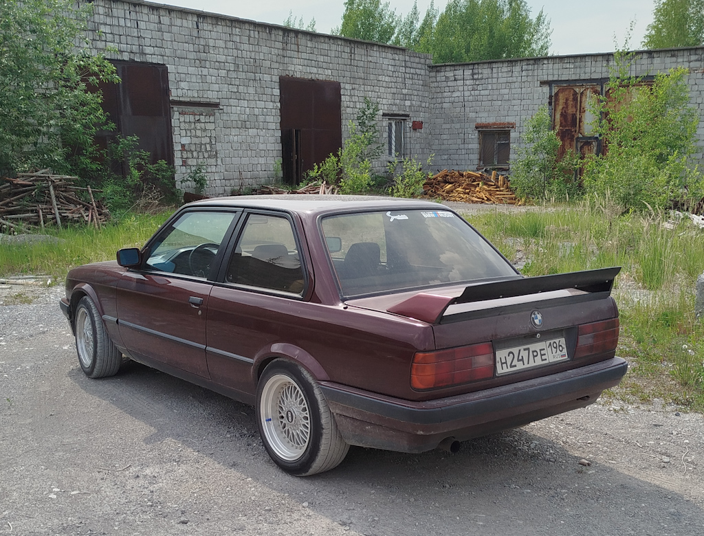 Свердловская область, № Н 247 РЕ 196 — BMW 3 Series Coupe (E30) '82-91