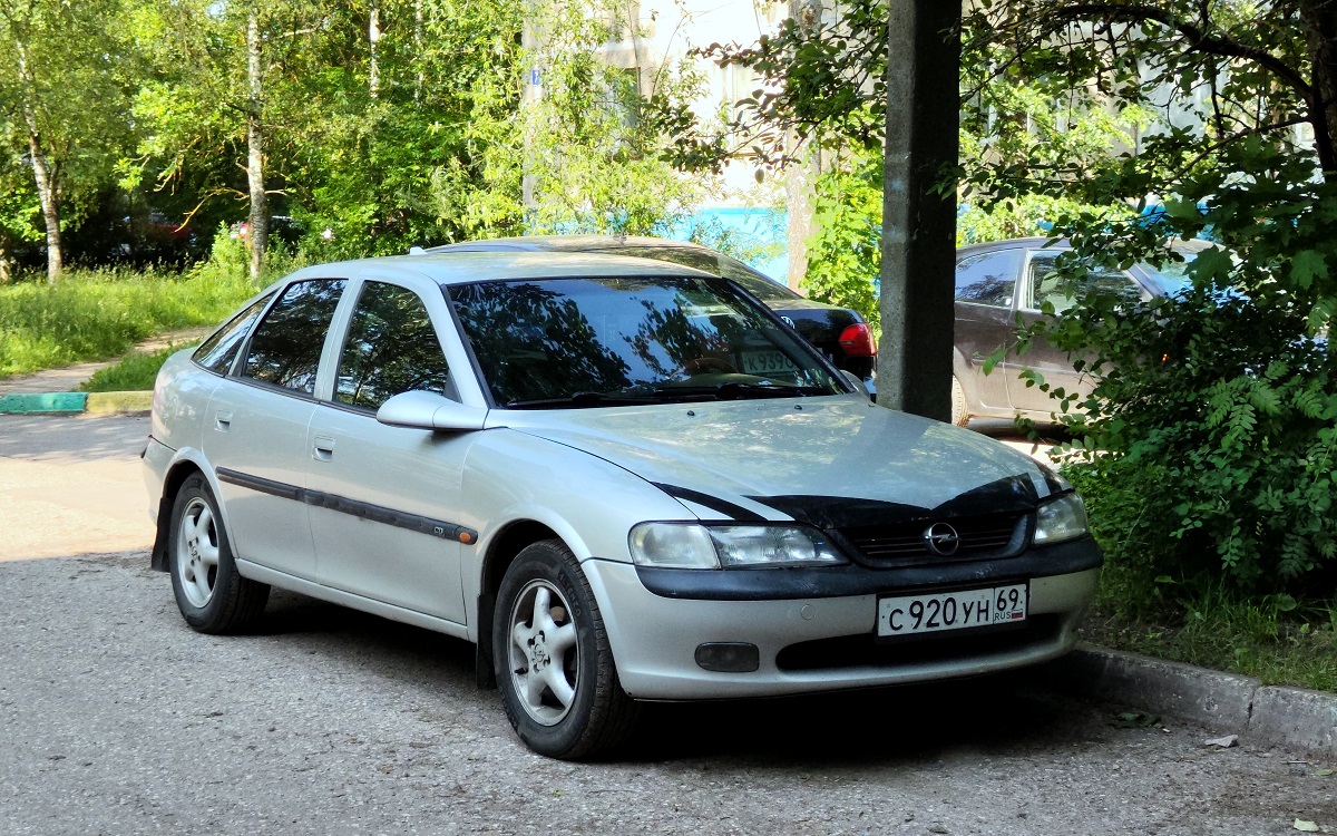 Тверская область, № С 920 УН 69 — Opel Vectra (B) '95-02