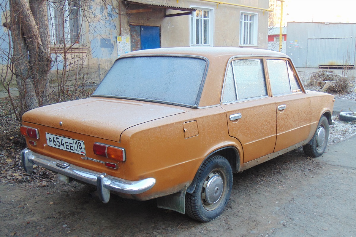 Удмуртия, № Р 654 ЕЕ 18 — ВАЗ-2101 Жигули '70-83