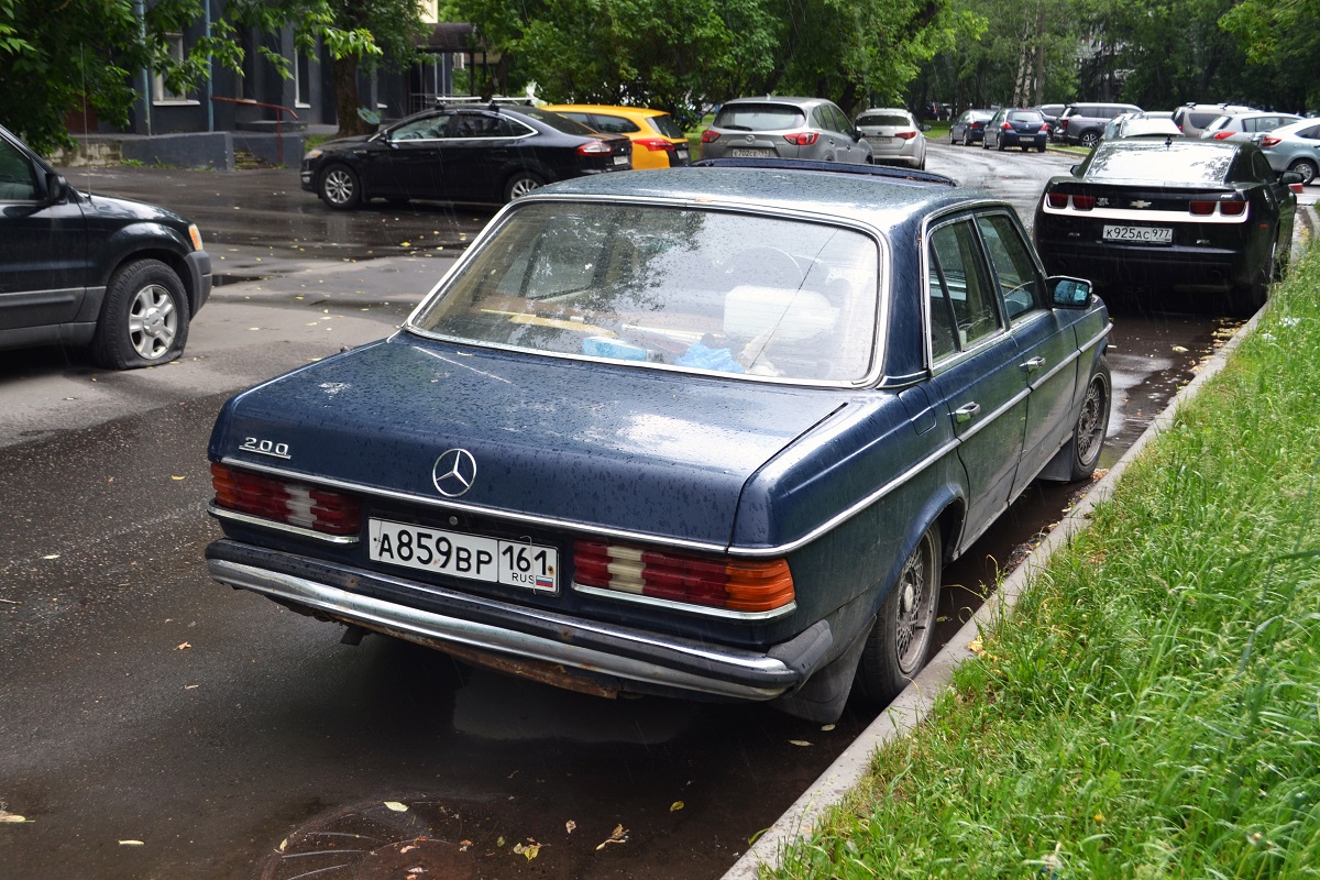 Москва, № А 859 ВР 161 — Mercedes-Benz (W123) '76-86