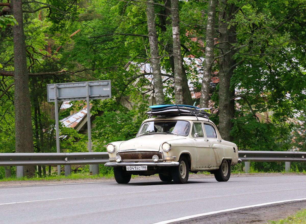 Санкт-Петербург, № Е 041 ХС 198 — ГАЗ-М-21Л Волга '62-64