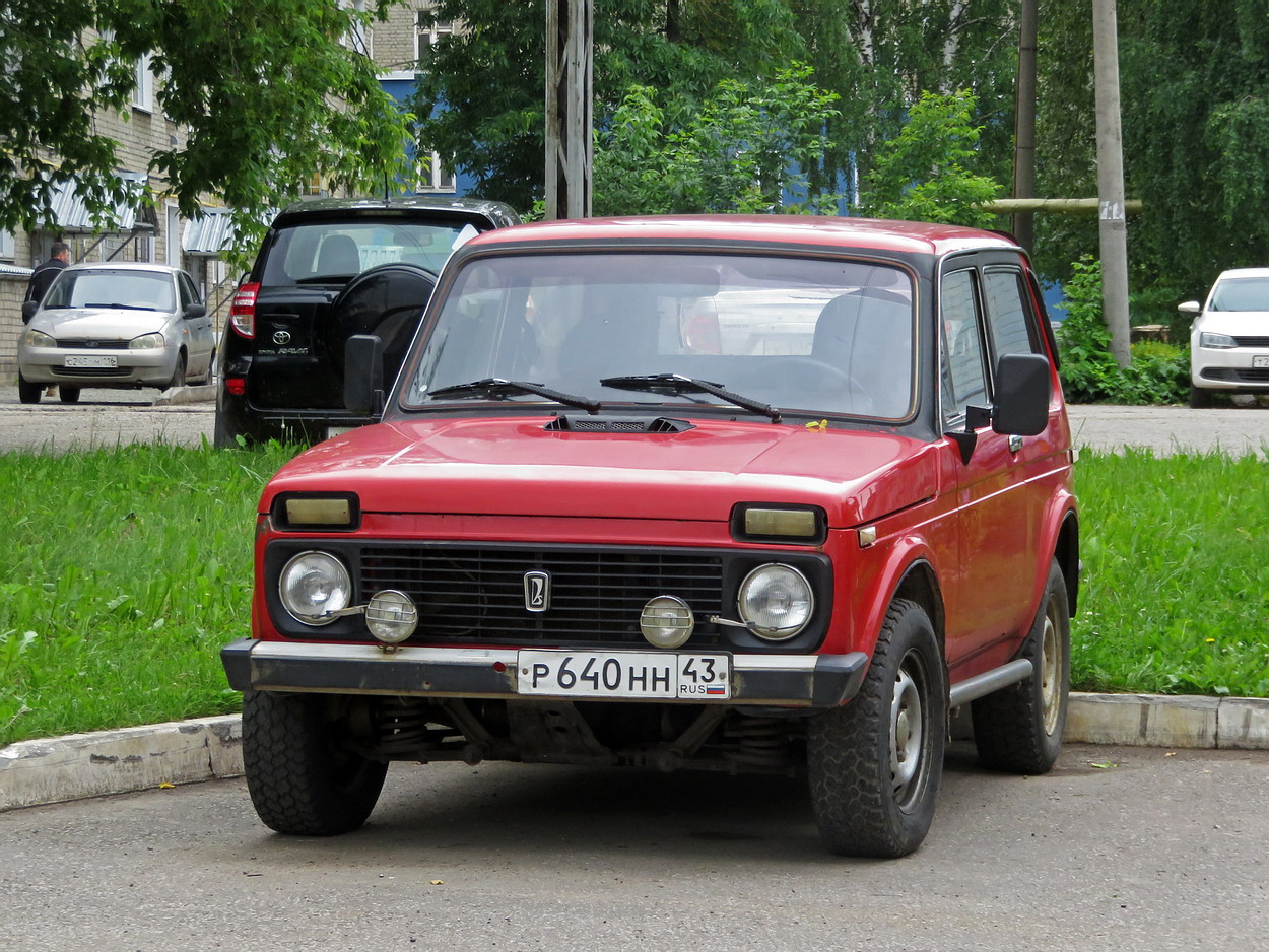 Кировская область, № Р 640 НН 43 — ВАЗ-2121 Нива '77-94