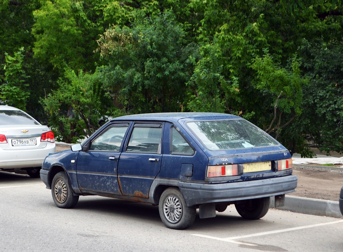 Москва, № Н 704 УЕ 177 — Иж-2126-030 '98-05