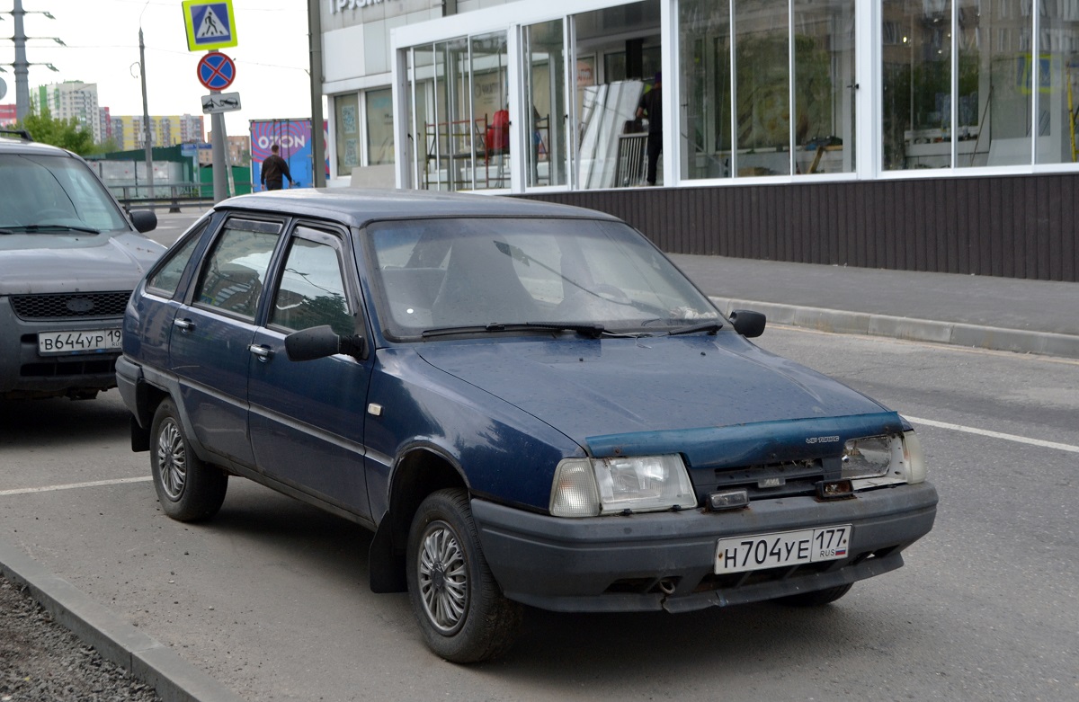 Москва, № Н 704 УЕ 177 — Иж-2126-030 '98-05