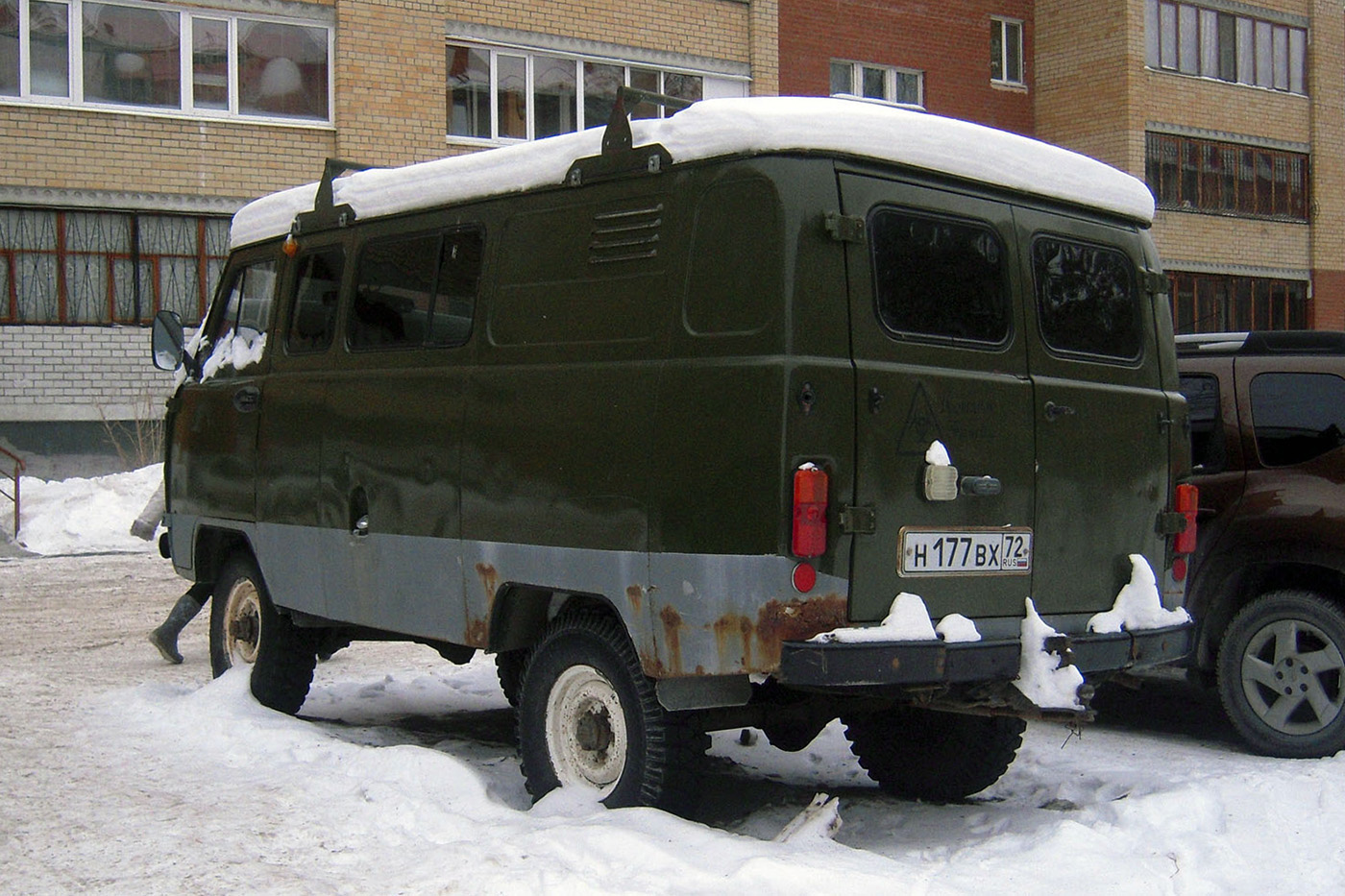 Тюменская область, № Н 177 ВХ 72 — УАЗ-3909 '94-03