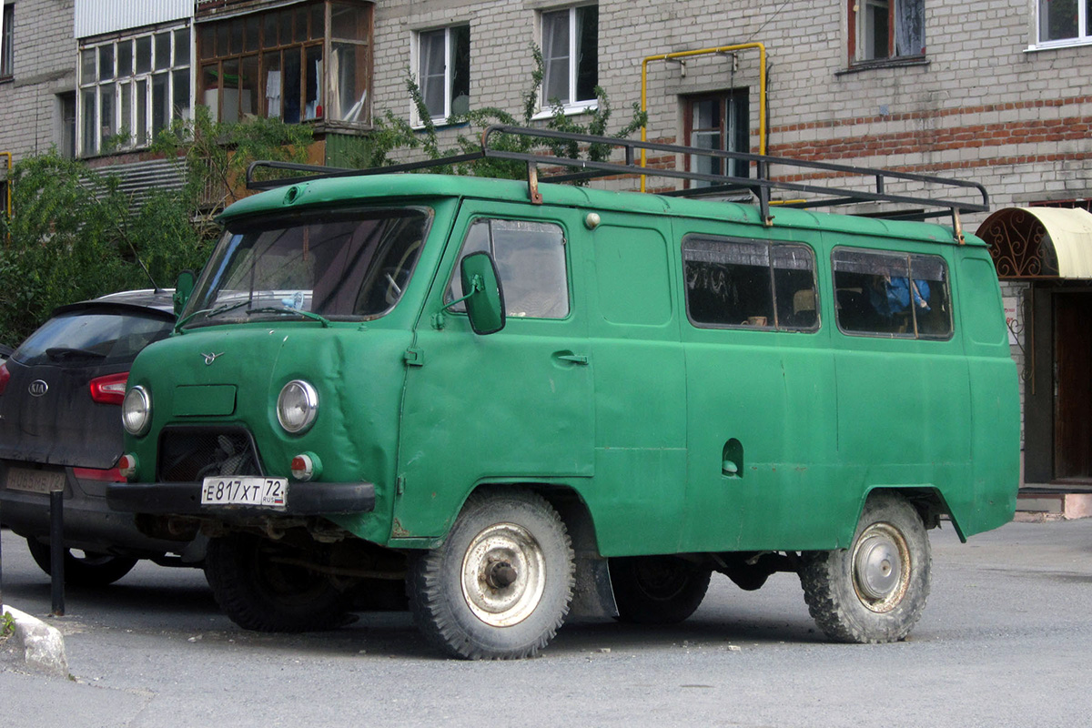 Тюменская область, № Е 817 ХТ 72 — УАЗ-3962 '85-03