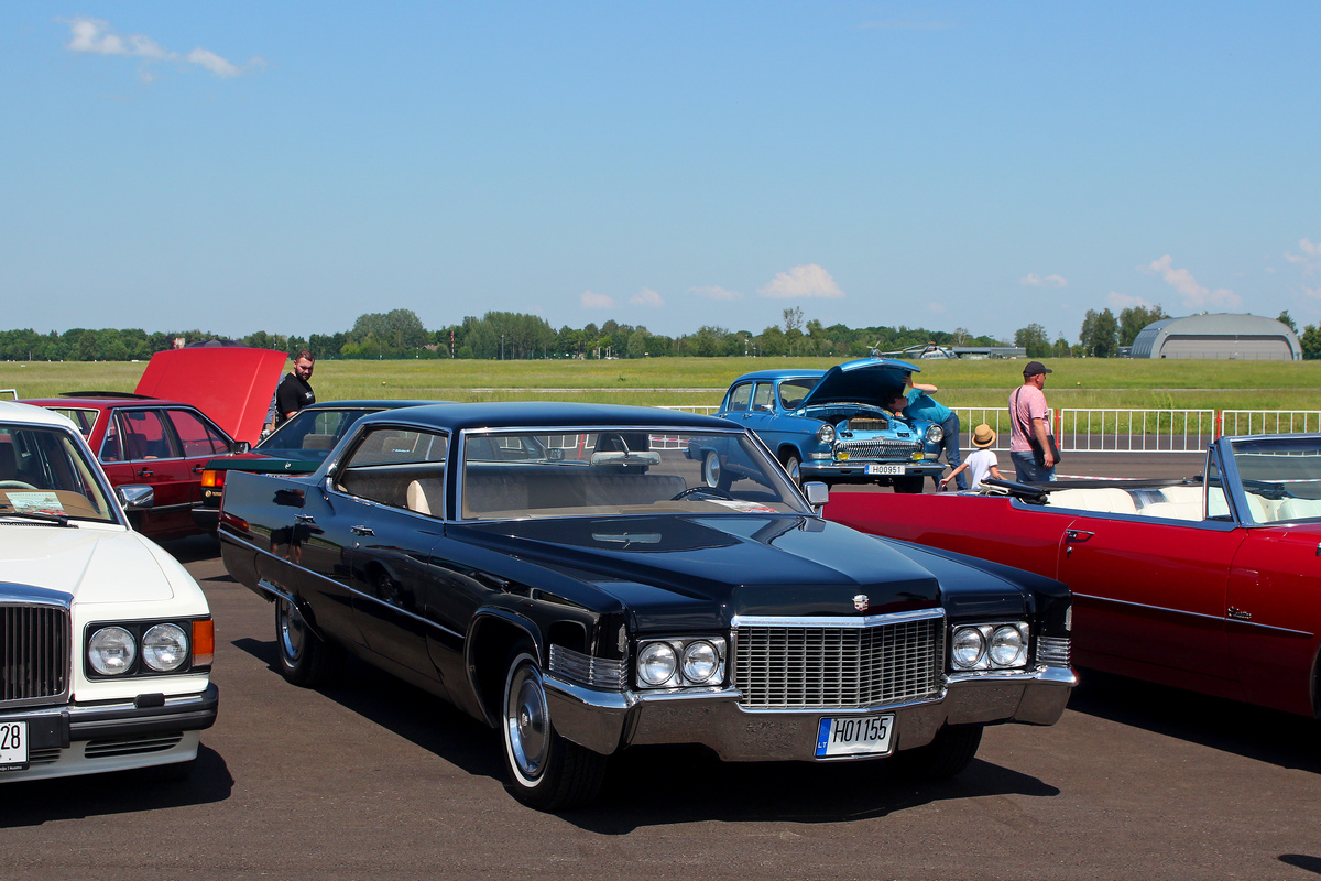 Литва, № H01155 — Cadillac DeVille (3G) '65-70; Литва — Retro mugė 2024