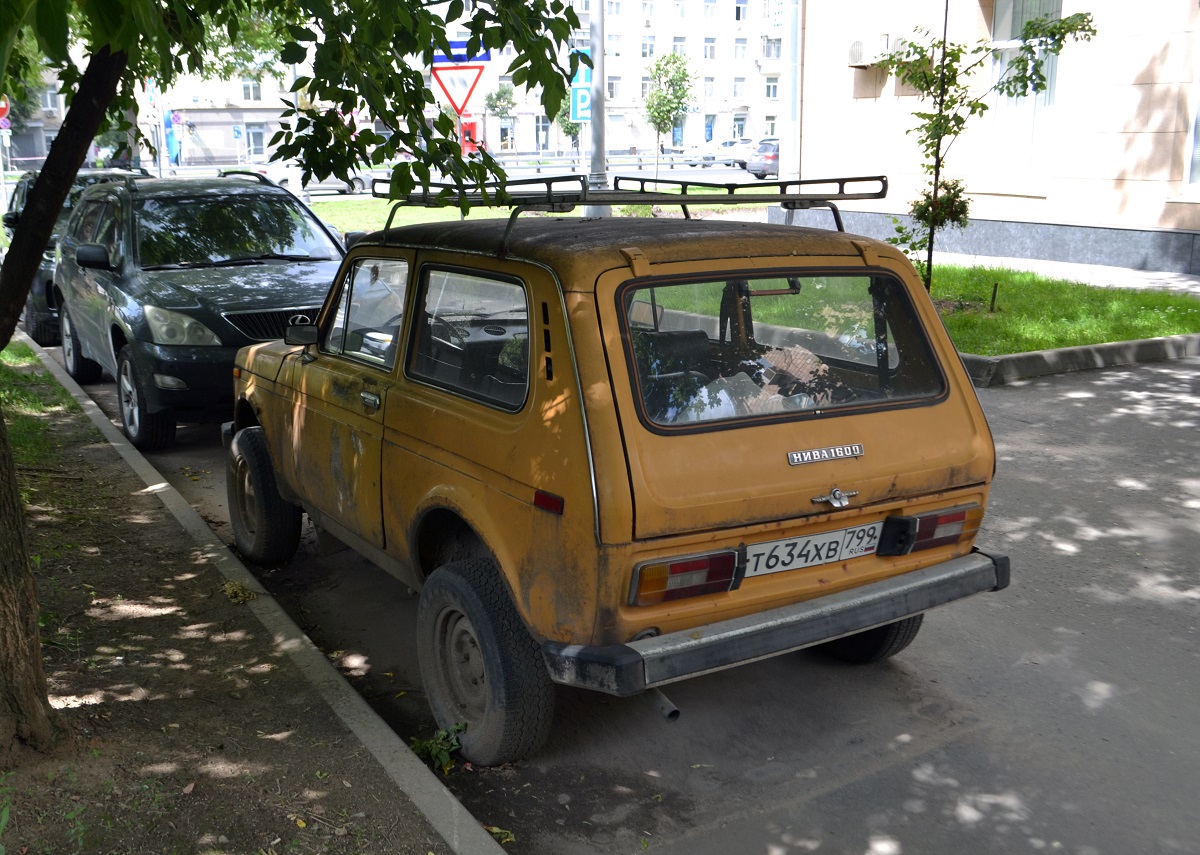 Москва, № Т 634 ХВ 799 — ВАЗ-2121 Нива '77-94