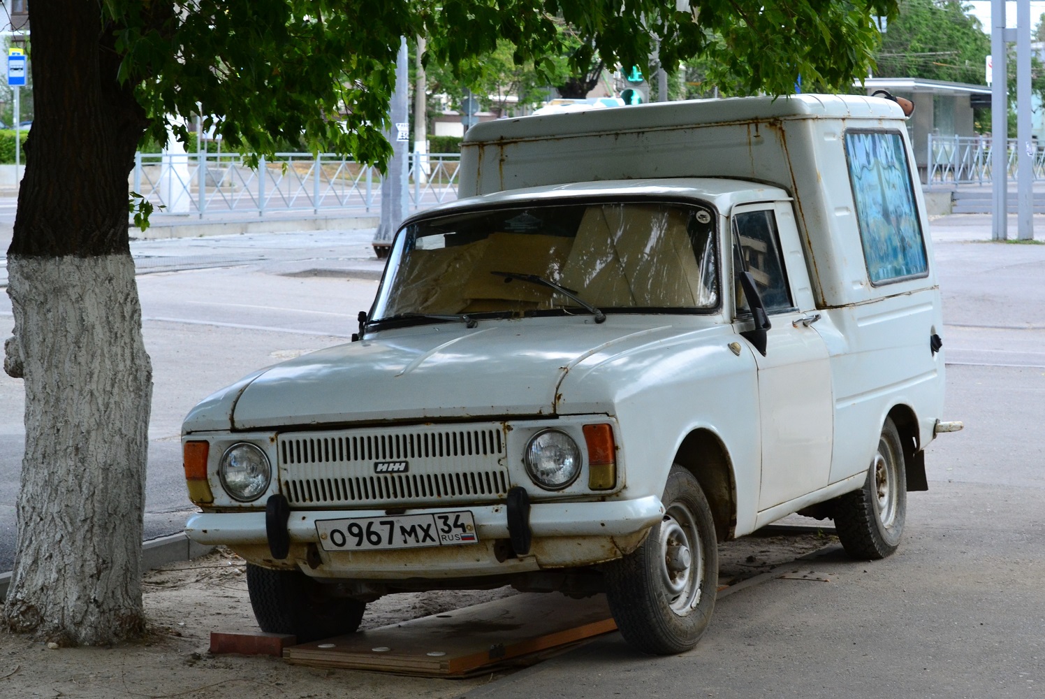 Волгоградская область, № О 967 МХ 34 — Иж-2715 '72-82