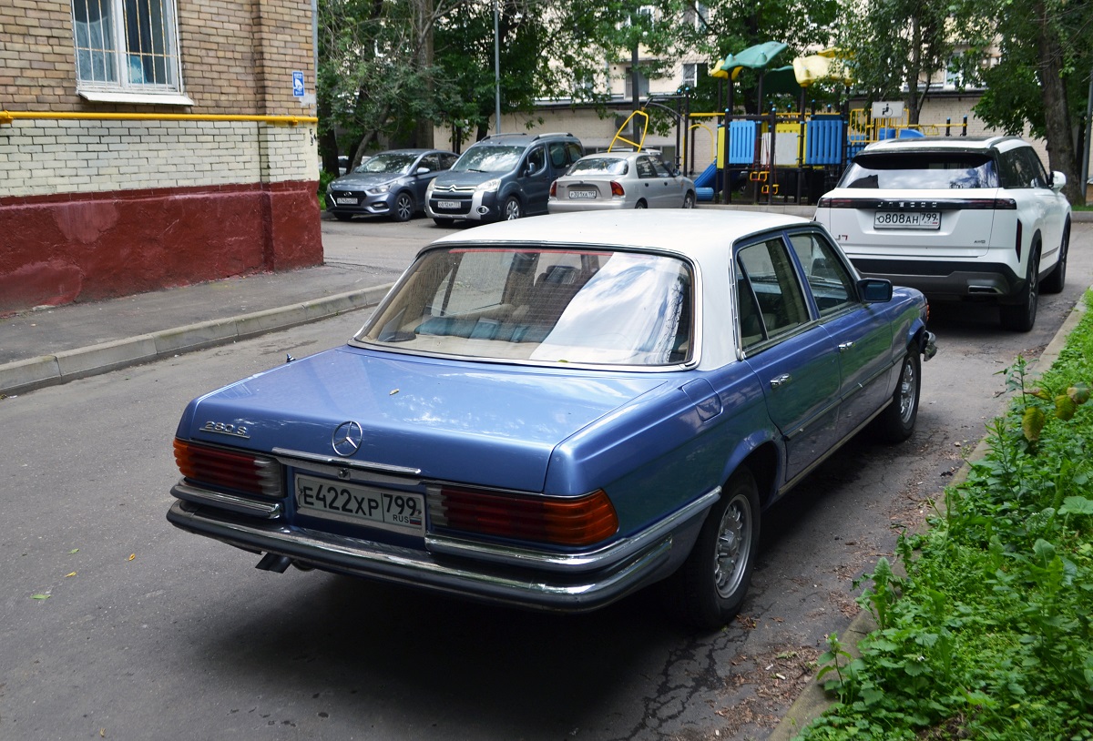 Москва, № Е 422 ХР 799 — Mercedes-Benz (W116) '72-80
