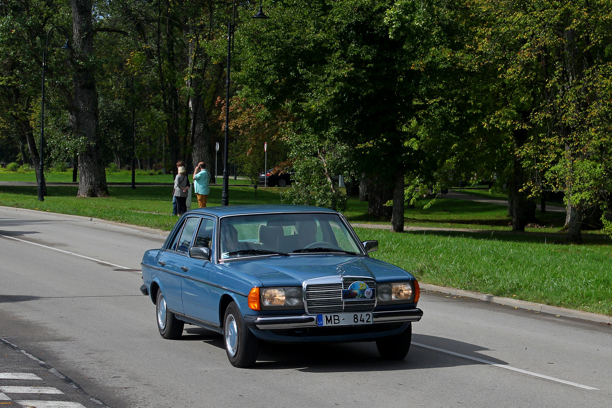Латвия, № MB-842 — Mercedes-Benz (W123) '76-86; Латвия — Retro Jūrmala 25