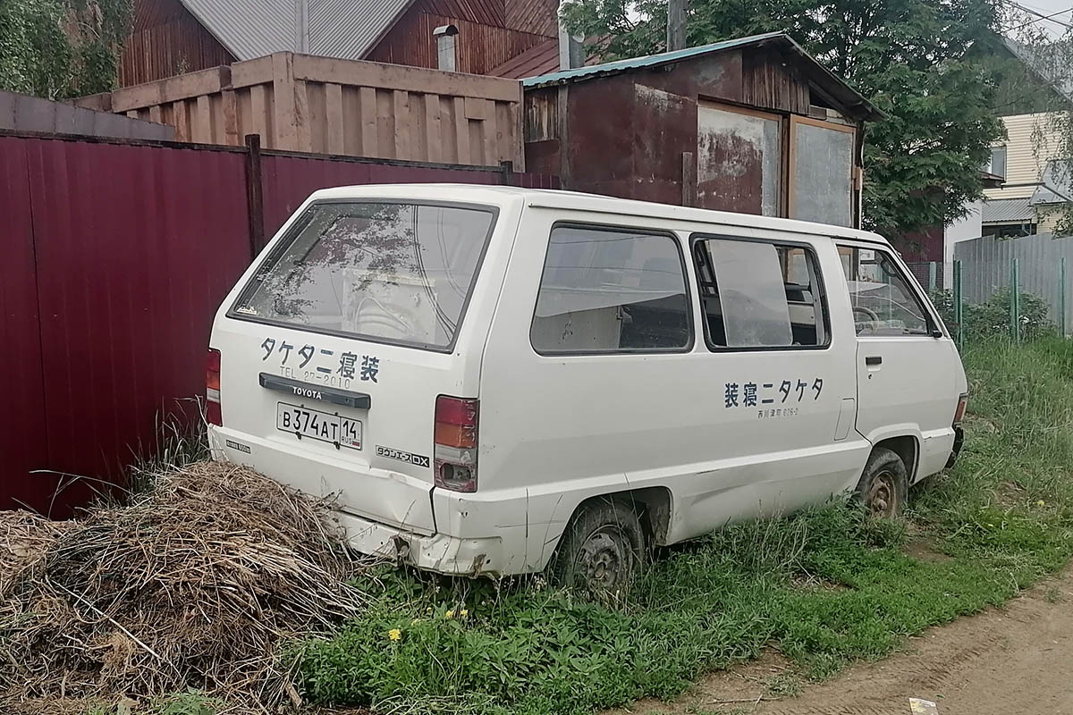 Саха (Якутия), № В 374 АТ 14 — Toyota TownAce (R20/R30) '82-96