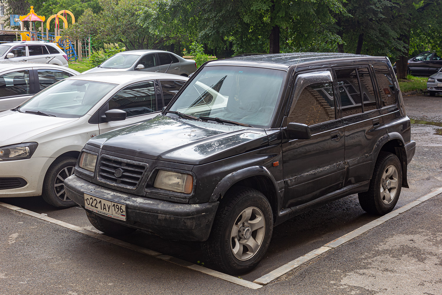 Свердловская область, № О 221 АУ 196 — Suzuki Vitara (1G) '88-98