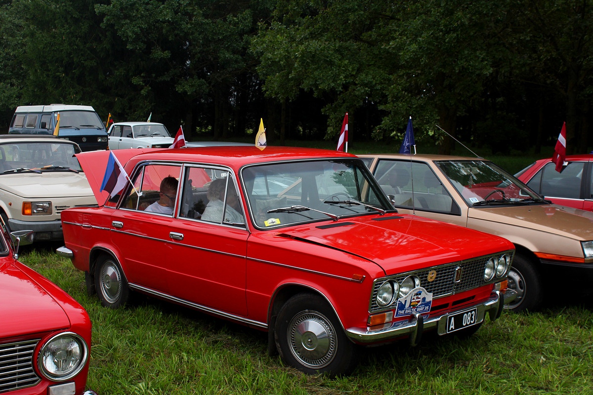 Эстония, № A 083 — ВАЗ-2103 Жигули '72-84; Литва — Baltijos kelias 35