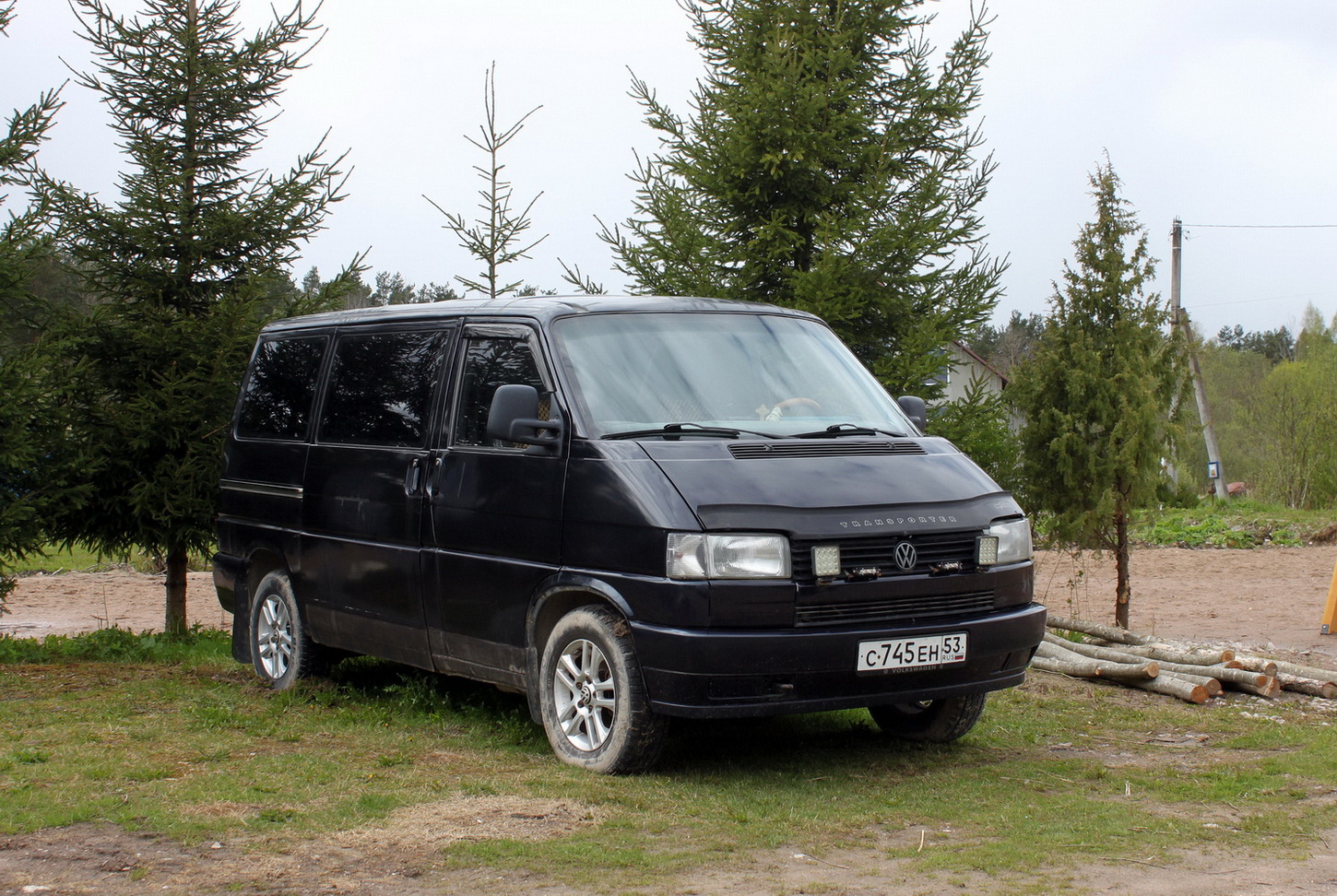 Псковская область, № С 745 ЕН 53 — Volkswagen Typ 2 (T4) '90-03