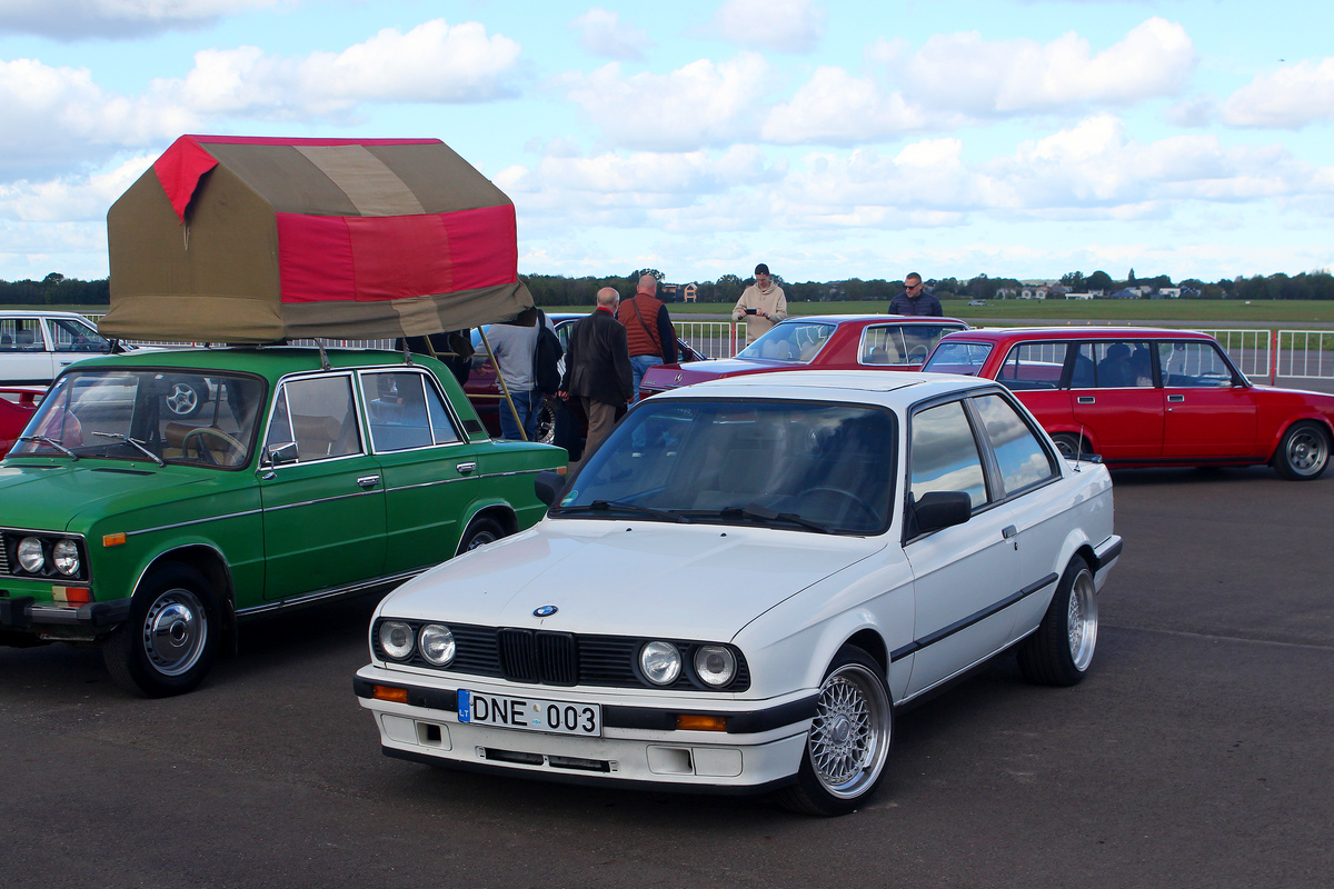 Литва, № DNE 003 — BMW 3 Series Coupe (E30) '82-91; Литва — Retro mugė 2024 ruduo