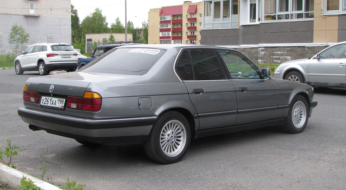 Архангельская область, № Х 261 АА 198 — BMW 7 Series (E32) '86-94