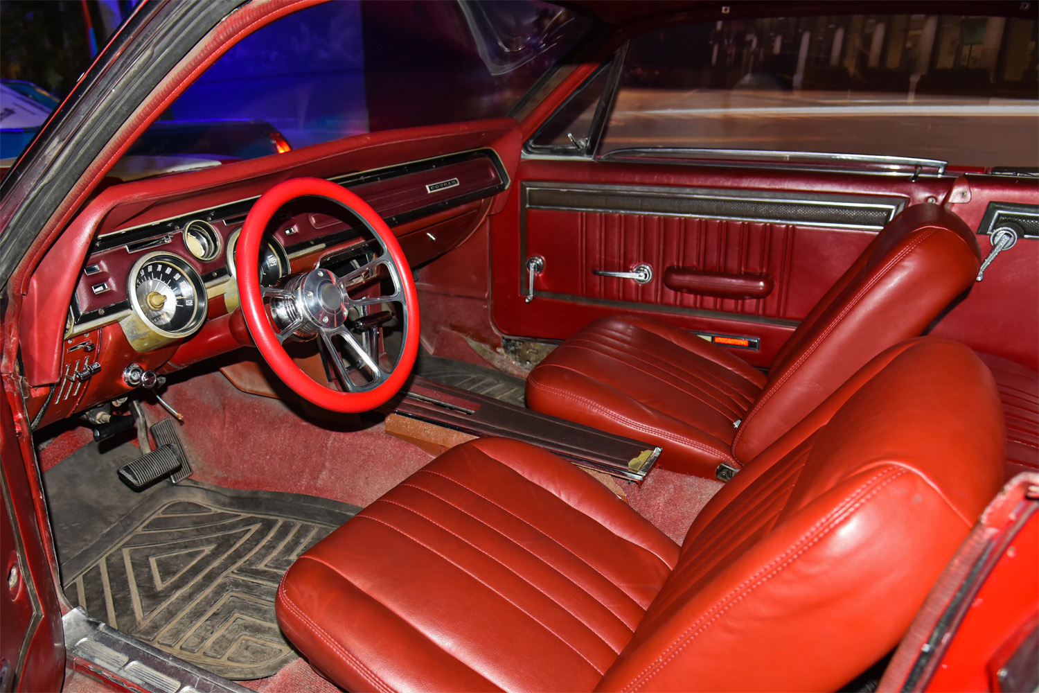 Санкт-Петербург, № (78) Б/Н 0050 — Mercury Cougar (1G) '67-70