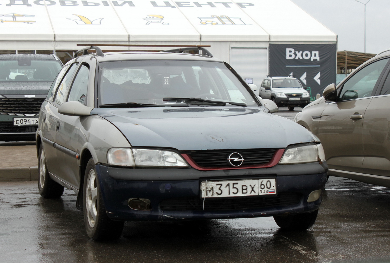 Псковская область, № М 315 ВХ 60 — Opel Vectra (B) '95-02