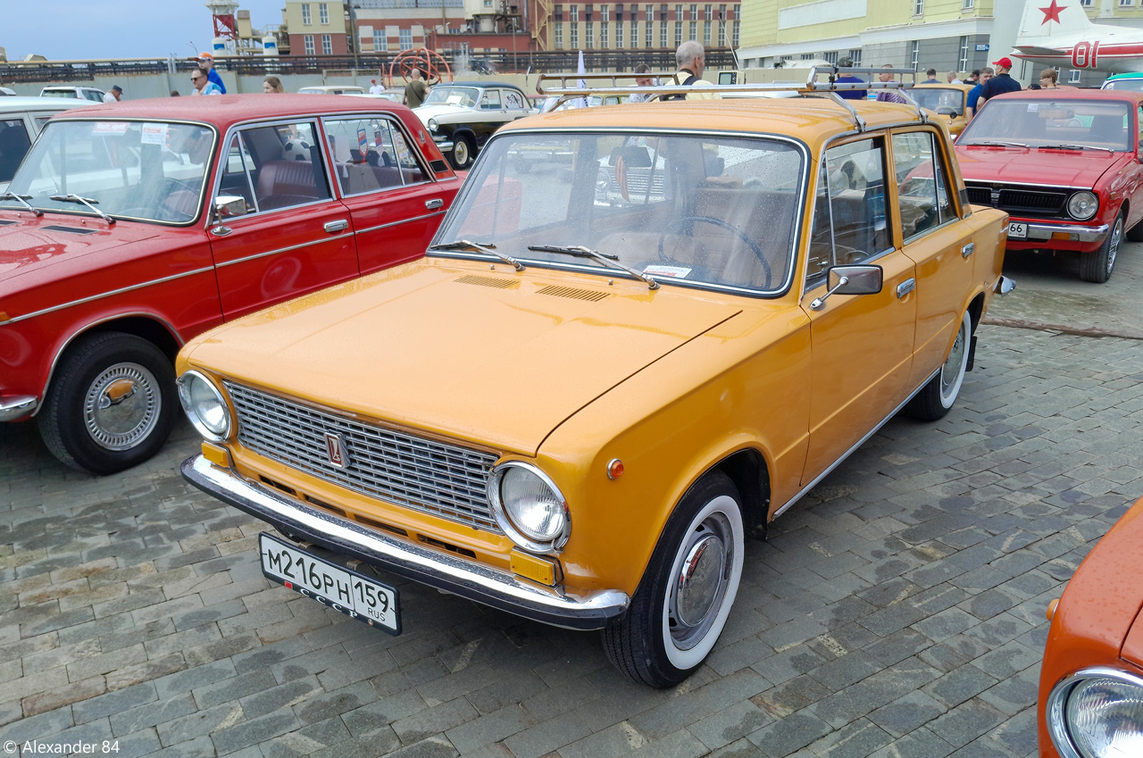 Пермский край, № М 216 РН 159 — ВАЗ-21011 Жигули '74-83; Свердловская область — Фестиваль "Авторетро" 2025