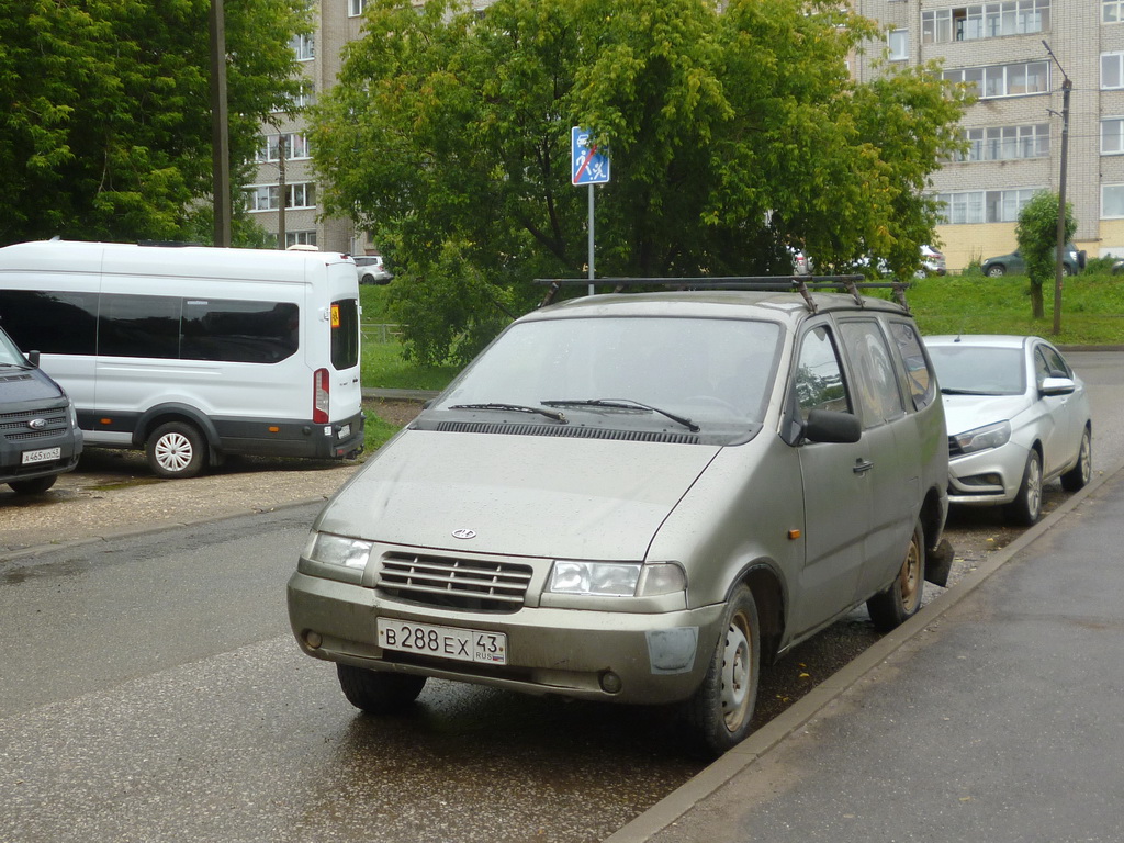Кировская область, № В 288 ЕХ 43 — ВАЗ-21204 Надежда '02-05