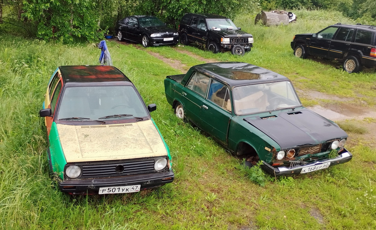Псковская область, № Р 501 УК 47 — Volkswagen Golf (Typ 19) '83-92; Псковская область, № К 168 ЕР 60 — ВАЗ-2106 (РосЛада) '98-02