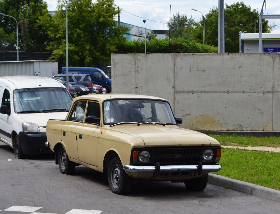 Москва, № (77) Б/Н 0740 — Москвич-412ИЭ-028 (Иж) '82-01