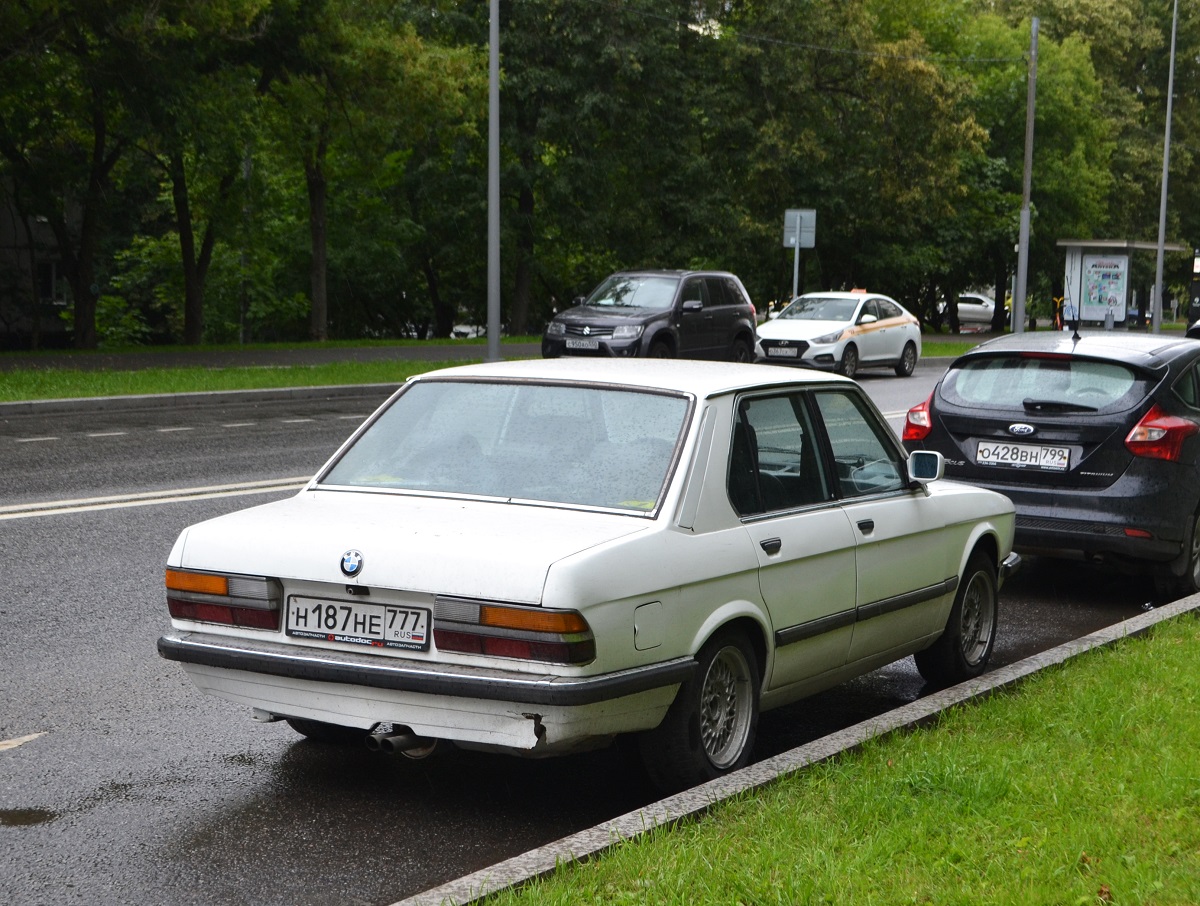 Москва, № Н 187 НЕ 777 — BMW 5 Series (E28) '82-88