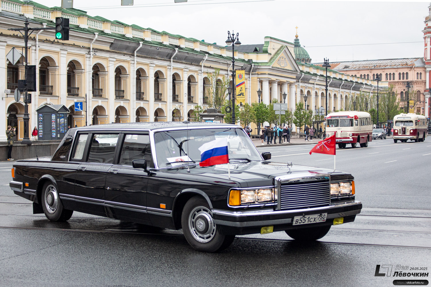 Москва, № В 551 СХ 750 — ЗИЛ-41047 '85-10; Санкт-Петербург — Международный транспортный фестиваль "ТранспортФест 2025"