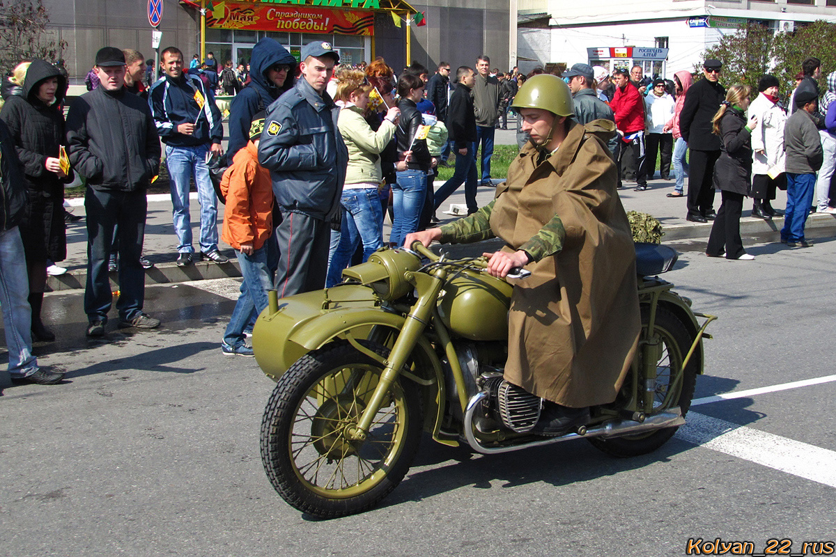 Алтайский край, № (22) Б/Н MT 0022 — ИМЗ М-72 '41-60; Алтайский край — День Победы. Барнаул. 2012 г.; Транспортные средства без номеров (Алтайский край)