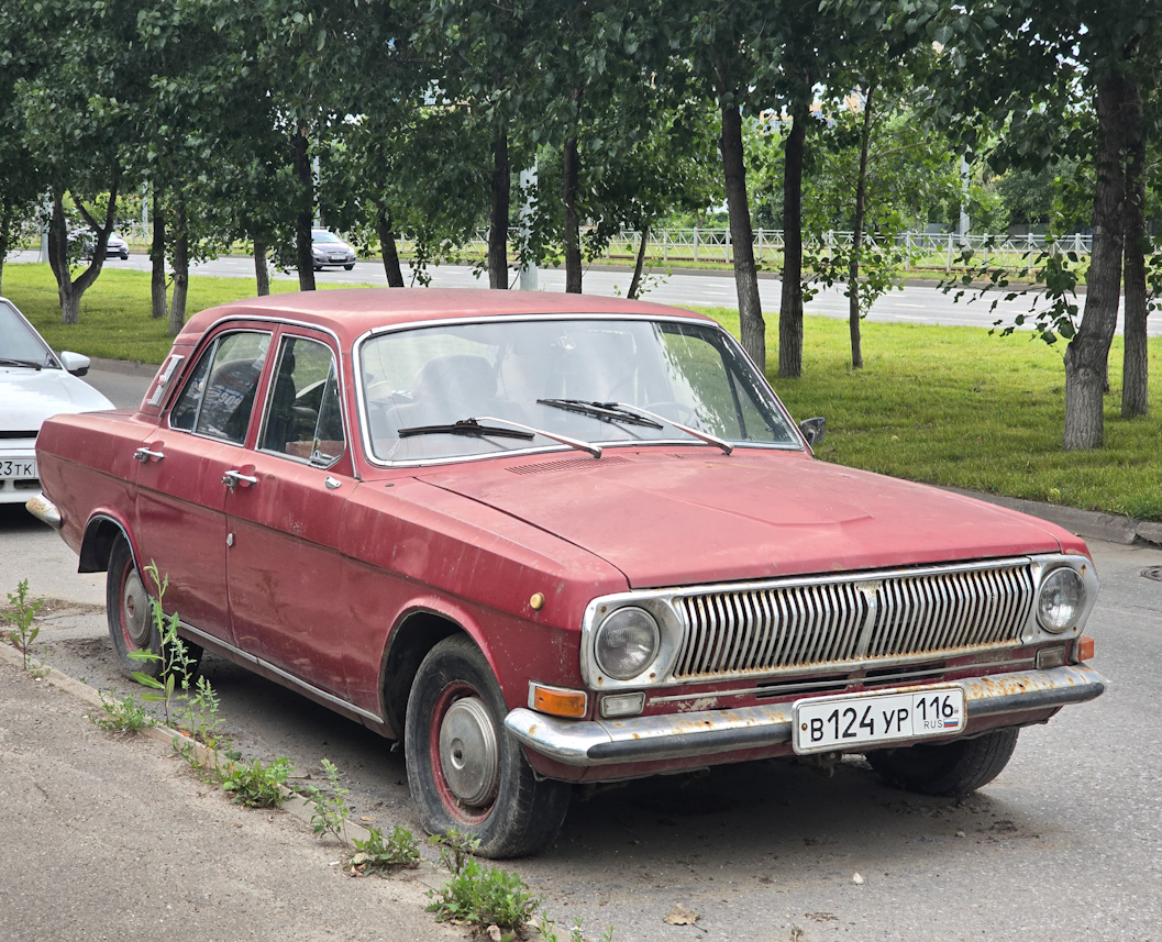 Татарстан, № В 124 УР 116 — ГАЗ-24 Волга '68-86