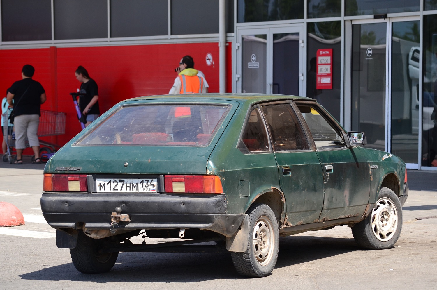 Волгоградская область, № М 127 НМ 134 — Москвич-2141 '86-98